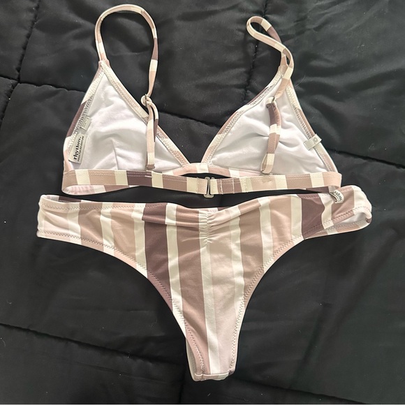 Striped rhythm bikini - Picture 2 of 2